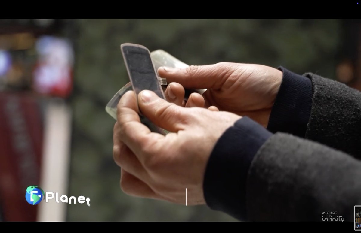 sunspeker's tweet photo. We're closing the week with our interview 📽️ for #eplanet, the #GreenMagazine by @MediasetTgcom24 In 2 minutes, we explain how we're making the world more beautiful, thanks to solar panels #wrapped with #SeeBeyond technology.
👉https://t.co/C3IElN6E7K
#BeSmartBeSunny
#Fundraising https://t.co/5L2idIMPXh
