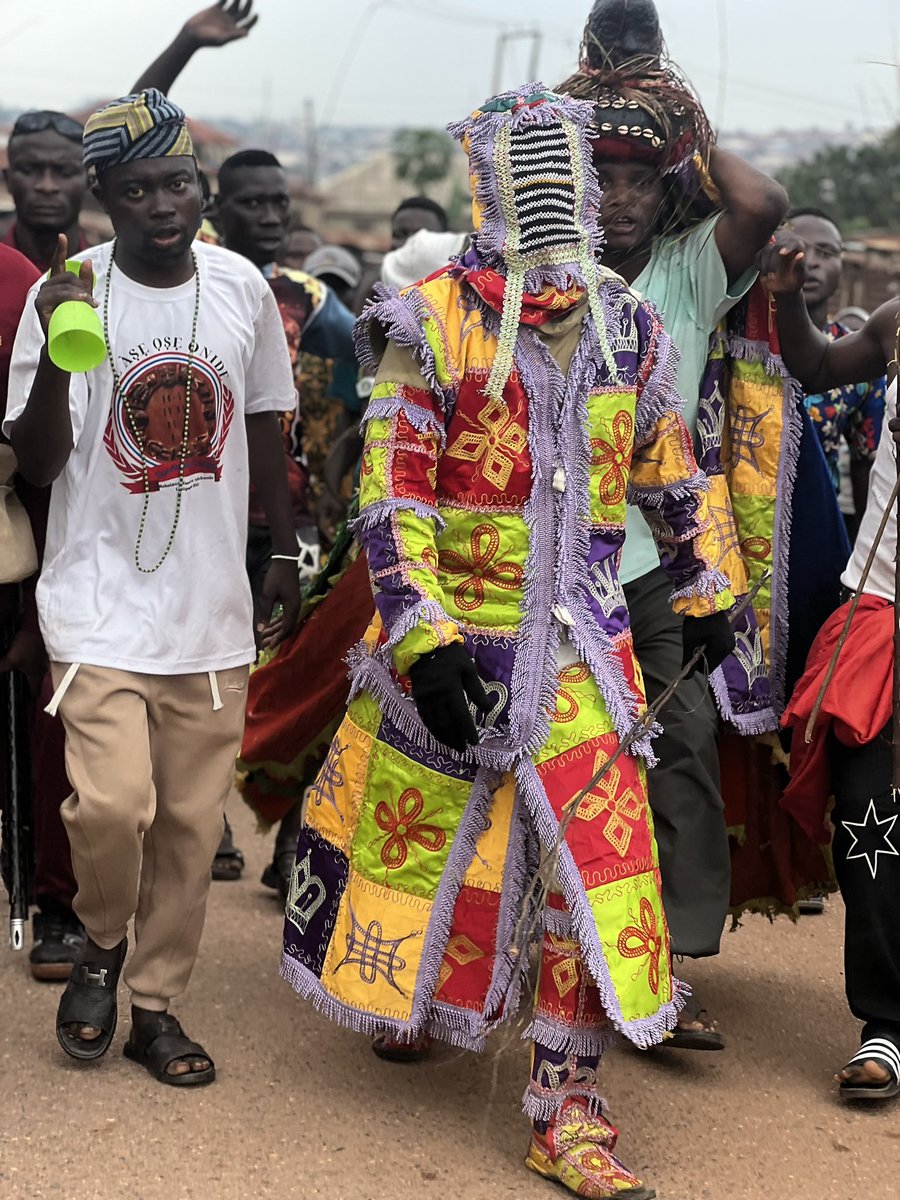 baba_Ifaseyii's tweet image. IBA EGUNGUN IBA ARAORUN(ancestors)