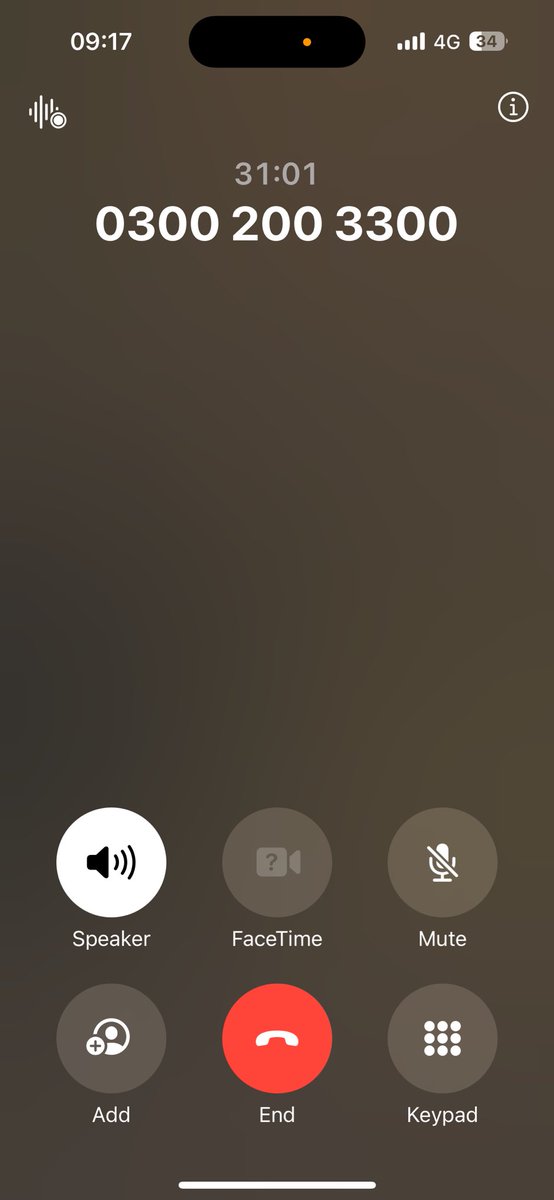 KimolobKim's tweet photo. @HMRCcustomers Now over 30 mins on hold… 🤷‍♀️ https://t.co/rurgcPsRBr