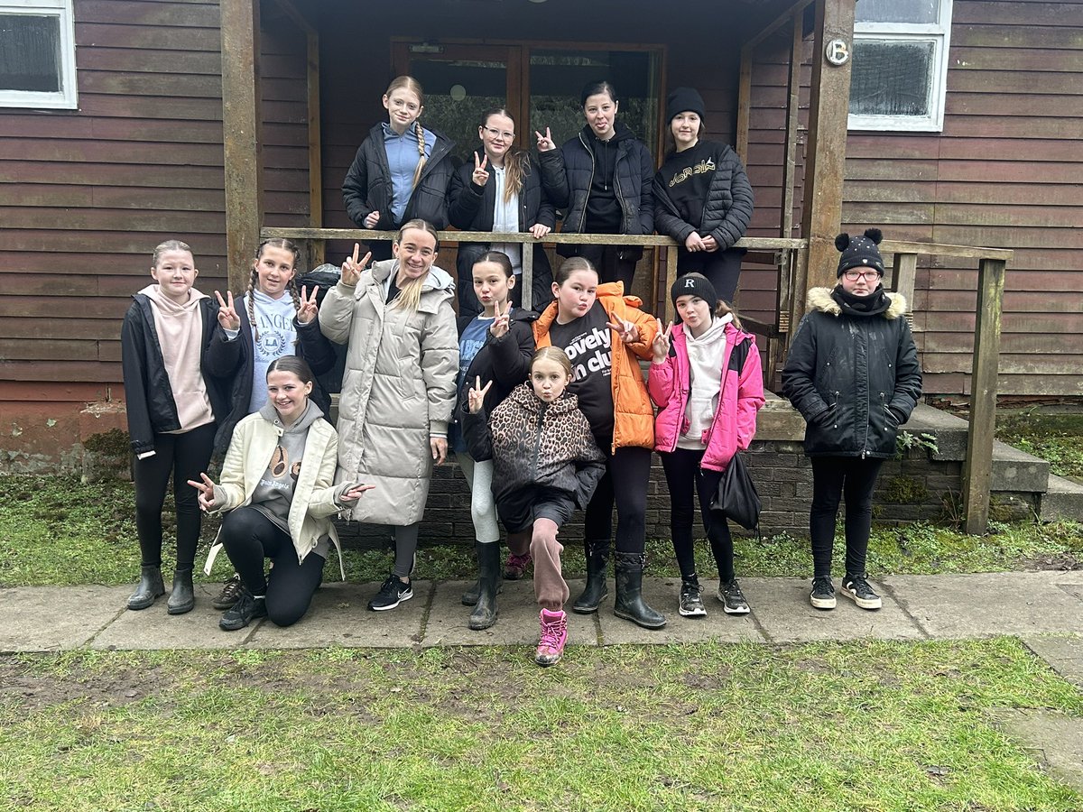 Good morning from the girls! Ready for our final breakfast of the trip 🥞✌🏼 <a href="/MccloreyMr/">McCloreyMr</a> <a href="/MrKellyGCC/">Mr Kelly</a>   #ThorntreeDounans2025