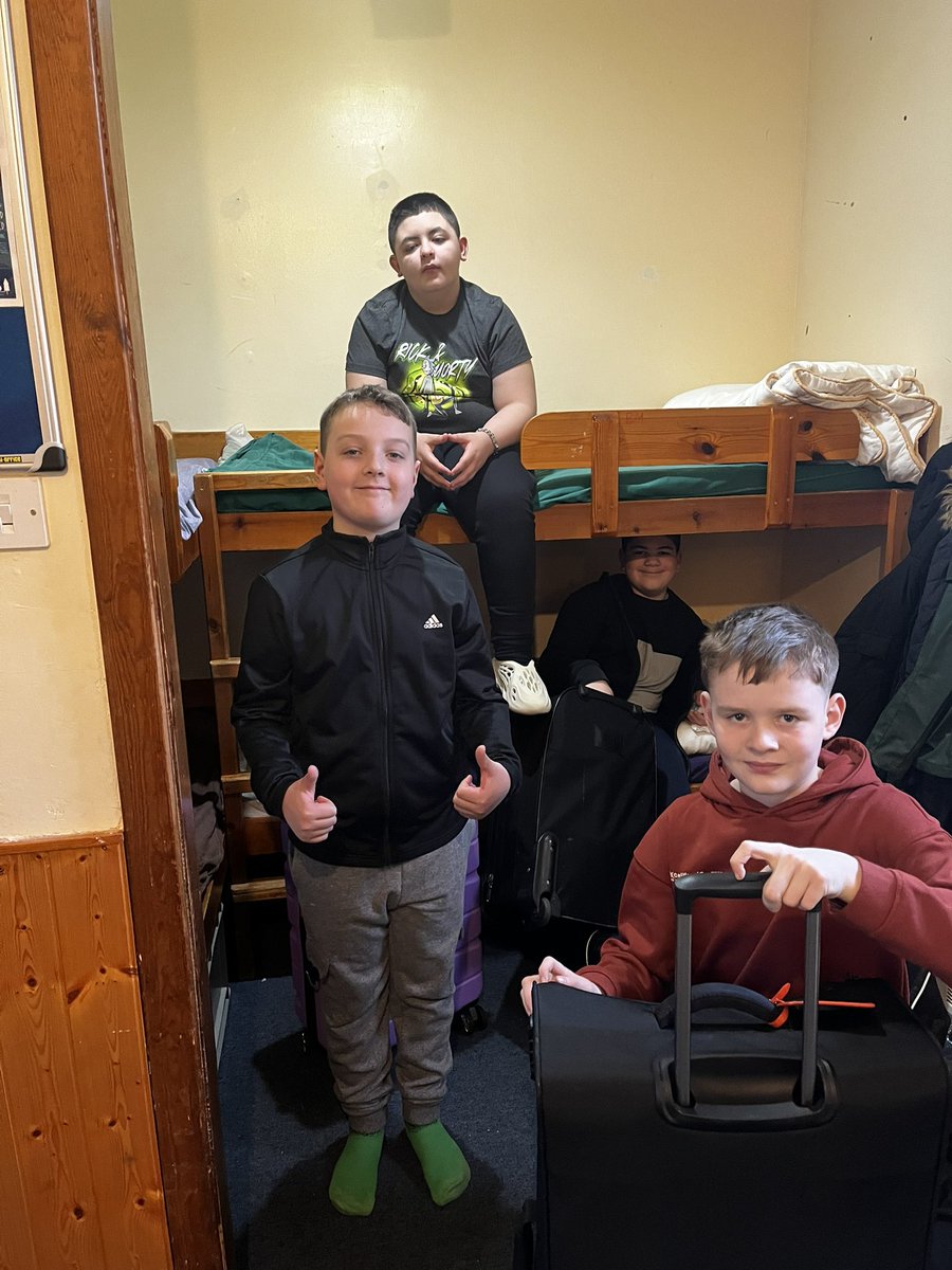 Time to pack our cases, strip the beds and tidy our dorms! Great teamwork and organisation! <a href="/MrKellyGCC/">Mr Kelly</a> <a href="/MissHamill8/">Miss Hamill</a> #ThorntreeDounans2025