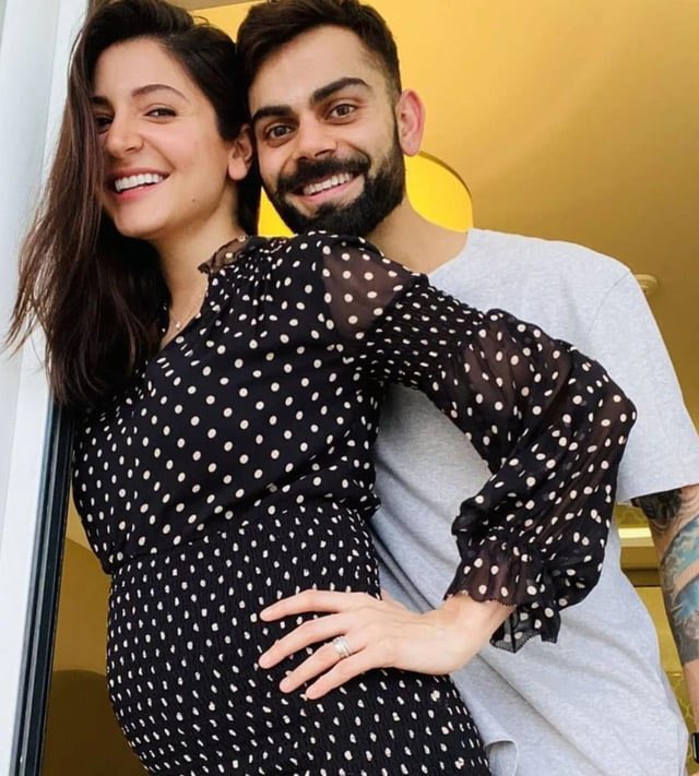 kadaipaneeeer's tweet photo. 🇺🇸 : “guys i am happy to announce that i am pregnant”

🇮🇳: “shares a picture on instagram handle wearing polka dot dress” https://t.co/vldRGn3Nyz