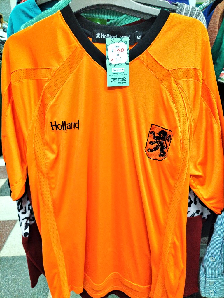 Careful out there 😅

#FakeShirtFriday