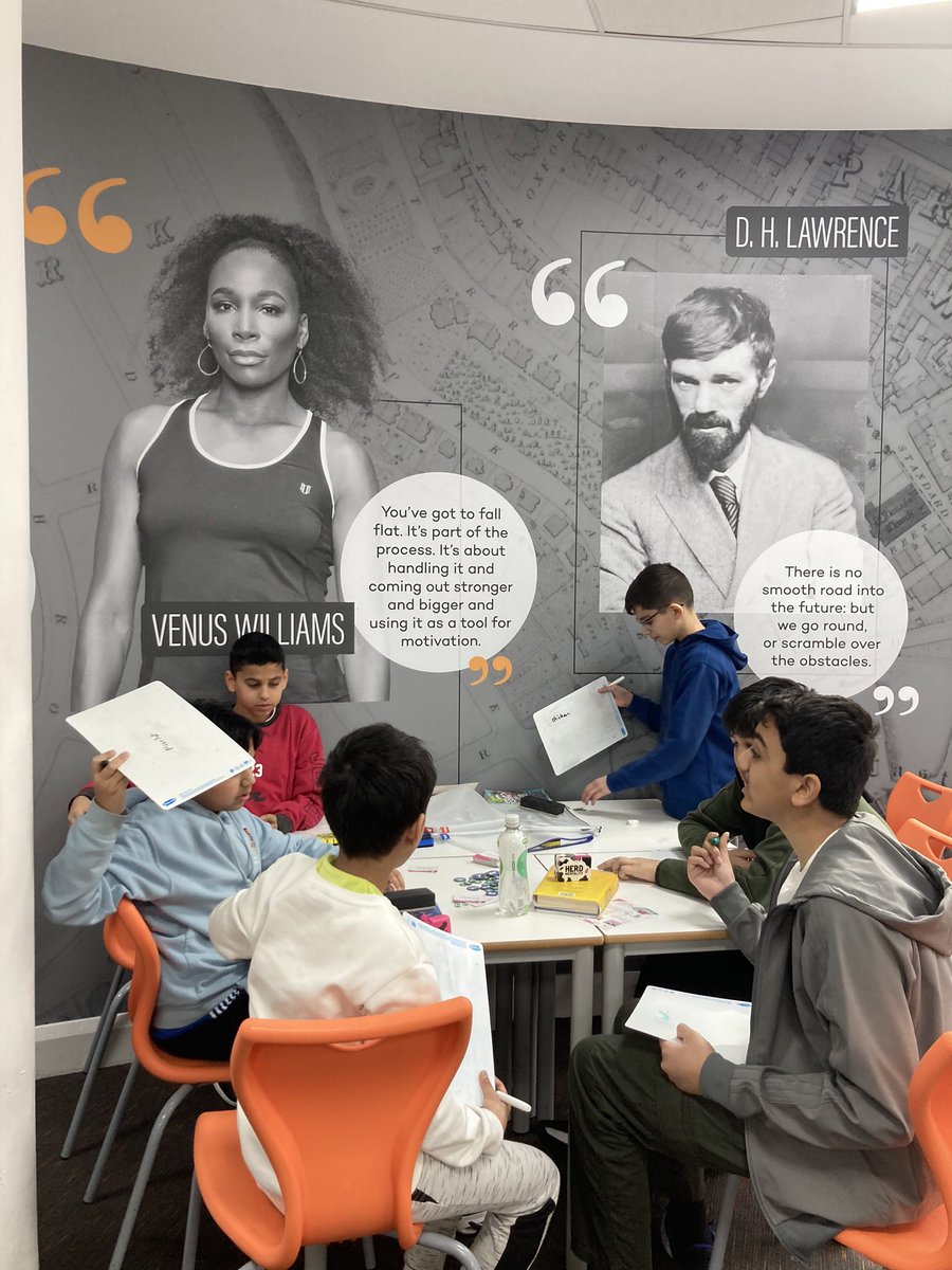 Kicking off our screen-free Activities Day with yoga, singing and board games!🧘🎶🎲