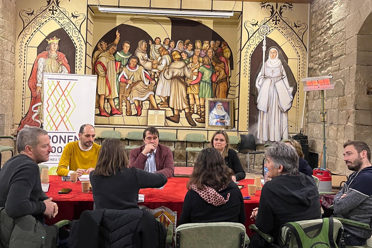 Avui comencem amb <a href="/PonentCoopera/">Ponent Coopera</a> una ronda de visites del director general d'Economia Social i Solidària i el Cooperativisme, <a href="/davidbonvehi/">David Bonvehí</a>, als 14 ateneus cooperatius de Catalunya

Ara som al castell de l'Espluga Calba on el director general s'ha reunit amb l'equip de l'Ateneu