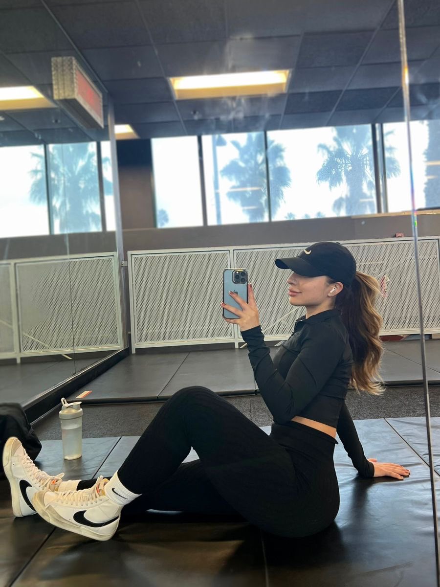 Diorgirlx's tweet photo. I am focused, disciplined, and capable of achieving my goals. https://t.co/e1NX7WI4If