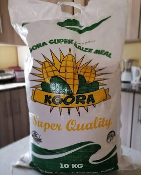yutarz's tweet photo. @Tsogang3 This Maize is proudly manufactured by a Black Farmer. Whenever you see it buy, since they say we will starve without them. Support black businesses unapologetically! We are on our own #BlacksAreFarmers https://t.co/2zzly5b7v5
