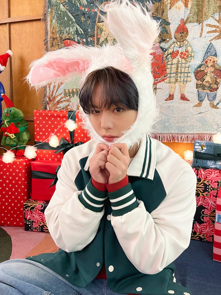 jihoon. tweet media