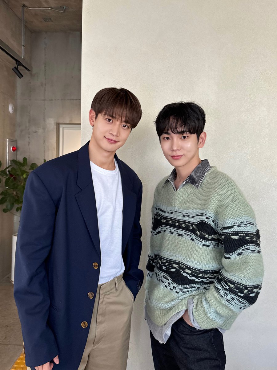 SHINee's tweet photo. 𐀪야호𐀪

#KEY #키 #MINHO #민호 
#SHINee #샤이니 
#혤스클럽 https://t.co/bMSusRUqt3