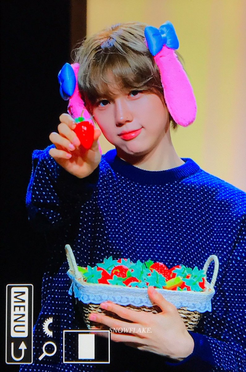 snowflake_asm's tweet image. 250228

🍓🍓
#성민 #안성민 #SEONGMIN #크래비티 #CRAVITY #대장토끼의_하루