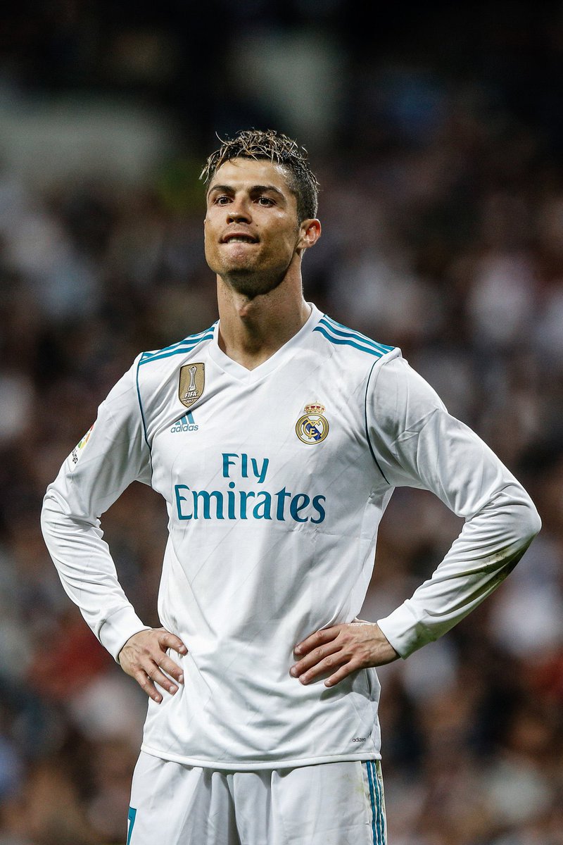 _BeFootball's tweet photo. Neymar 🇧🇷😭 :

« Cristiano Ronaldo 🇵🇹 a dit qu’il était le meilleur joueur de l’histoire ? 𝗤𝘂𝗲𝘀𝘁𝗶𝗼𝗻 𝘀𝘂𝗶𝘃𝗮𝗻𝘁𝗲 𝘀’𝗶𝗹 𝘃𝗼𝘂𝘀 𝗽𝗹𝗮𝗶̂𝘁. »

(@Podpah) https://t.co/cFK1mr0CRE