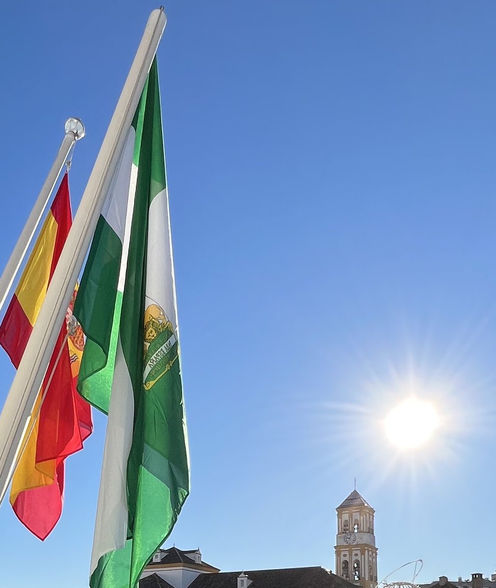 23IsaPerez's tweet photo. Mire donde mire, es verde y blanco
Feliz día de Andalucía!!!💚🤍💚

#28F
#felizdíadeandalucía
#orgulloandaluz https://t.co/O5BlGfTQhi