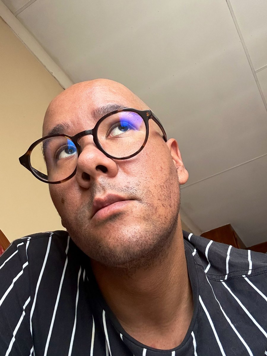 Martin Headger (@hrhmartinh) on Twitter photo Joh, No ways! Today my ADHD has been activated! I'm SO DISTRACTED... π Joh, No ways! Today my ADHD has been activated! I'm SO DISTRACTED... π