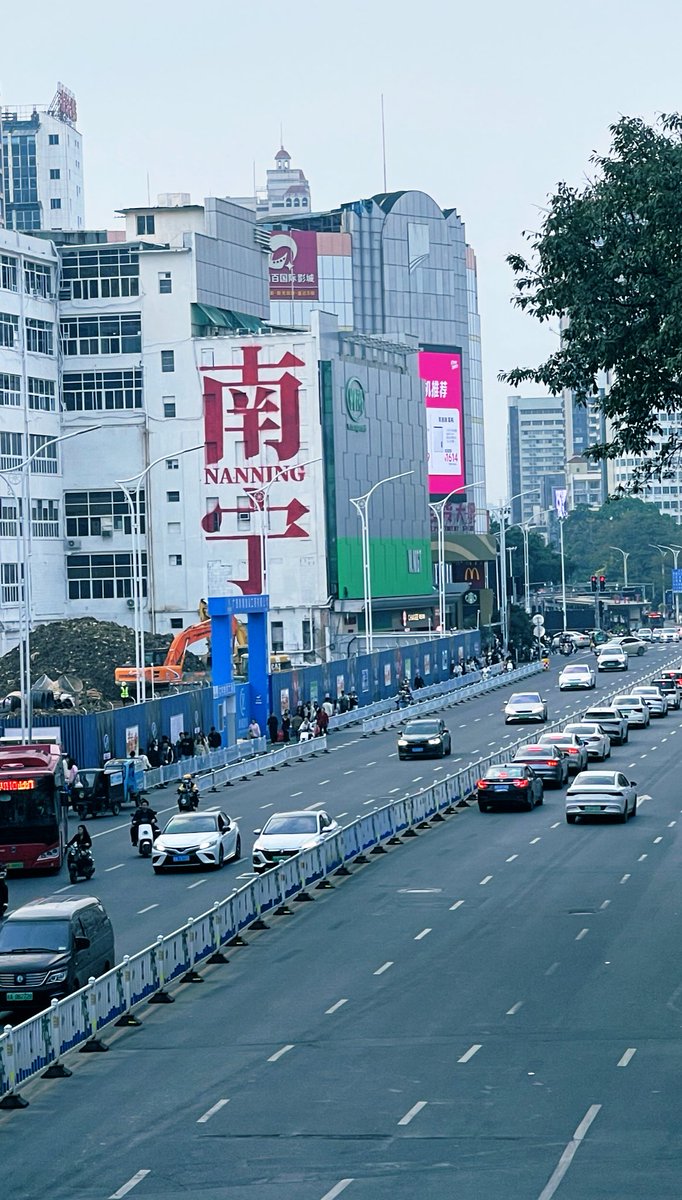 到达啦…开始吃吃喝喝🥰😘
#BossNoeul #BoNoh
#Bosschaikamon