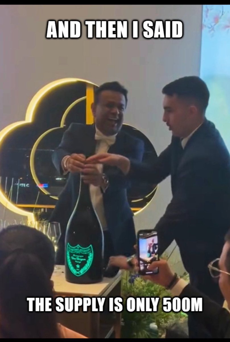 Who would be selling all those millions $WCO 🤔 

Can’t be the Wayfinders because they are still finding a way 🤣 

Can’t be the O.G, they are still deep under water. 

Can’t be new investors, because no one is stupid enough 

Who could it be? Any guesses? 🤔 

#wadzchain #scam