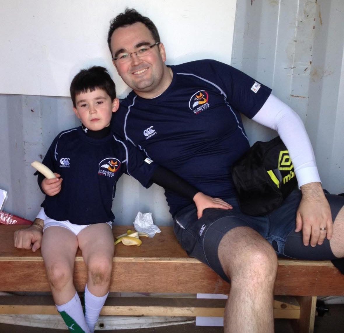 Huge congrats to Paddy Dwyer on Blackrock College’s 33-22 win over St Mary’s in the quarter final of the JCT.

Paddy was an active member of #SBRFC from U6 through to U13 and his Dad John was a coach and supporter throughout.

Good luck in the Semi’s ❤️🖤

#stbrigidsrfc