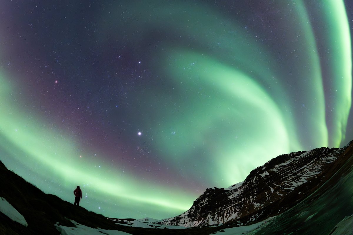 「十数年に1度のオーロラ」っていうから急いでアイスランドに行ったらマジで凄かった