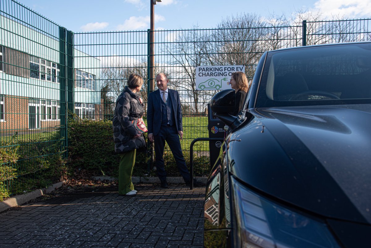 Yesterday we welcomed the Government Minister for the Future of Roads, <a href="/LilianGreenwood/">Lilian Greenwood</a> and <a href="/drlsullivan/">Dr Lauren Sullivan MP</a> to look at our work to become a more environmentally friendly school. 

Read more about our work: facebook.com/NorthfleetGirls

<a href="/transportgovuk/">Department for Transport</a> <a href="/10DowningStreet/">UK Prime Minister</a> <a href="/Keir_Starmer/">Keir Starmer</a>