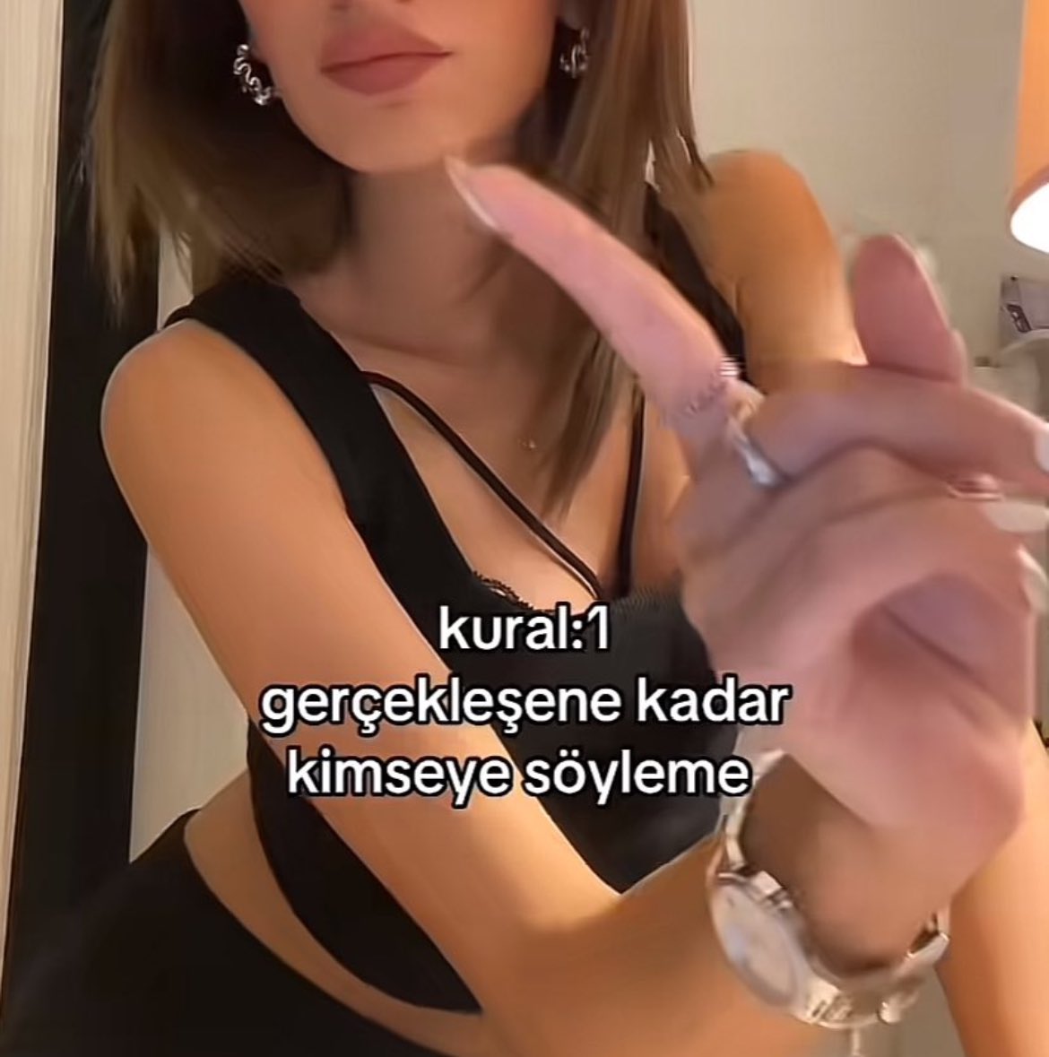 🧚🏻‍♀️