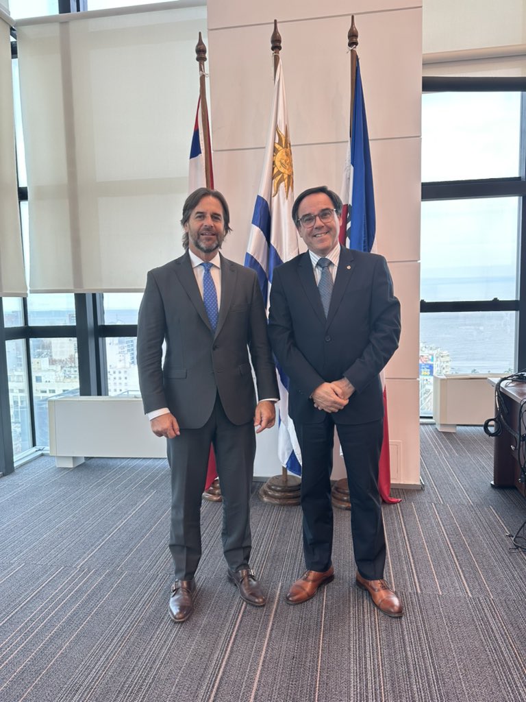 Orgulloso de haber sido parte de este gobierno de coalición. Fue un gran honor. 🇺🇾