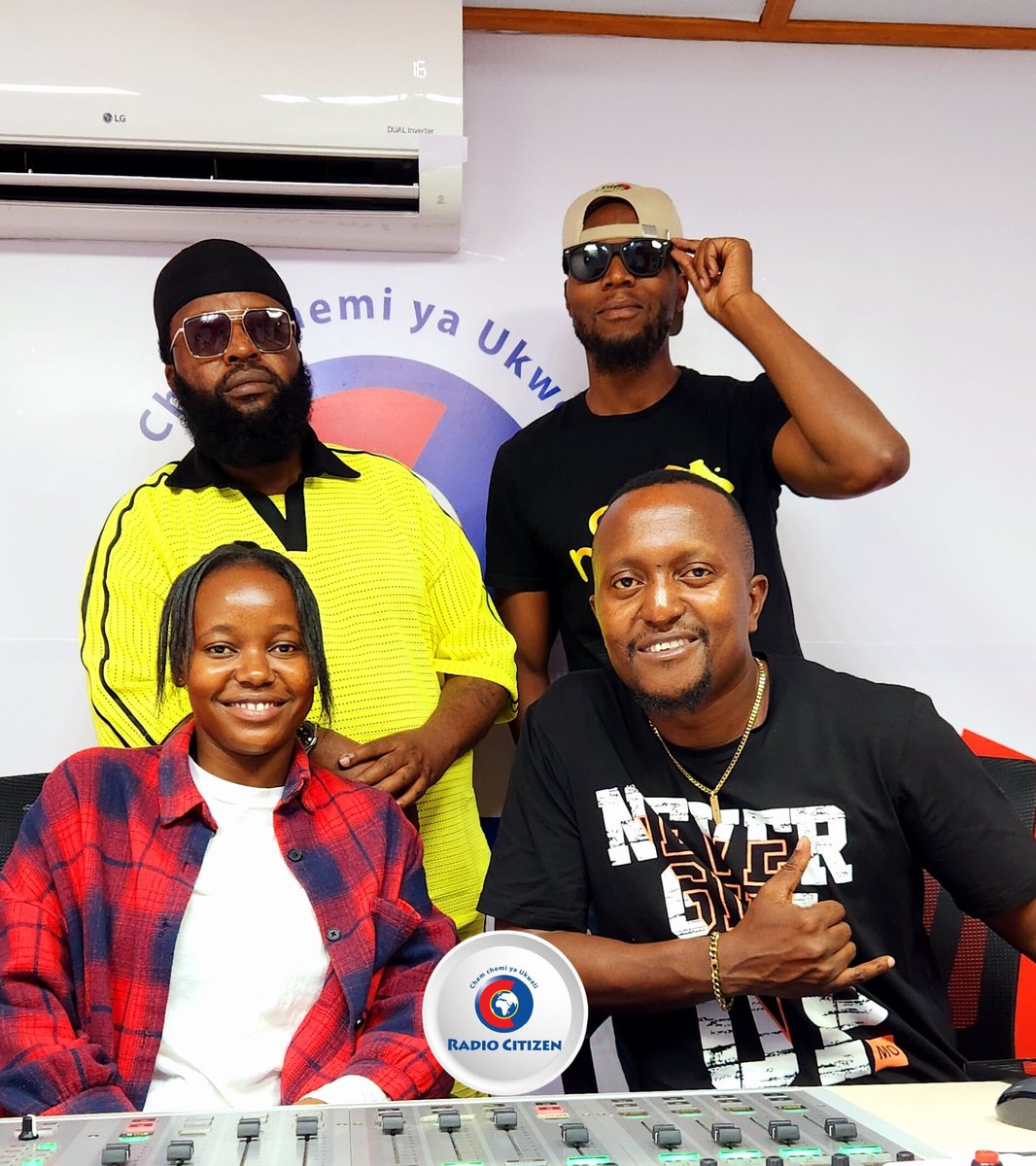 Fresh from Zanzibar <a href="/mzaziwillytuva/">Mzazi Willy M. Tuva</a> is finally back and we are serving hot vibes alongside <a href="/djflashkenya/">DJ Flash Kenya</a> @dorcas_owano <a href="/talenthunter254/">Don Tawamo</a> 

Listen online :citizen.digital/radio/radio-ci…

#MamboMseto 
#RadioNumberOne