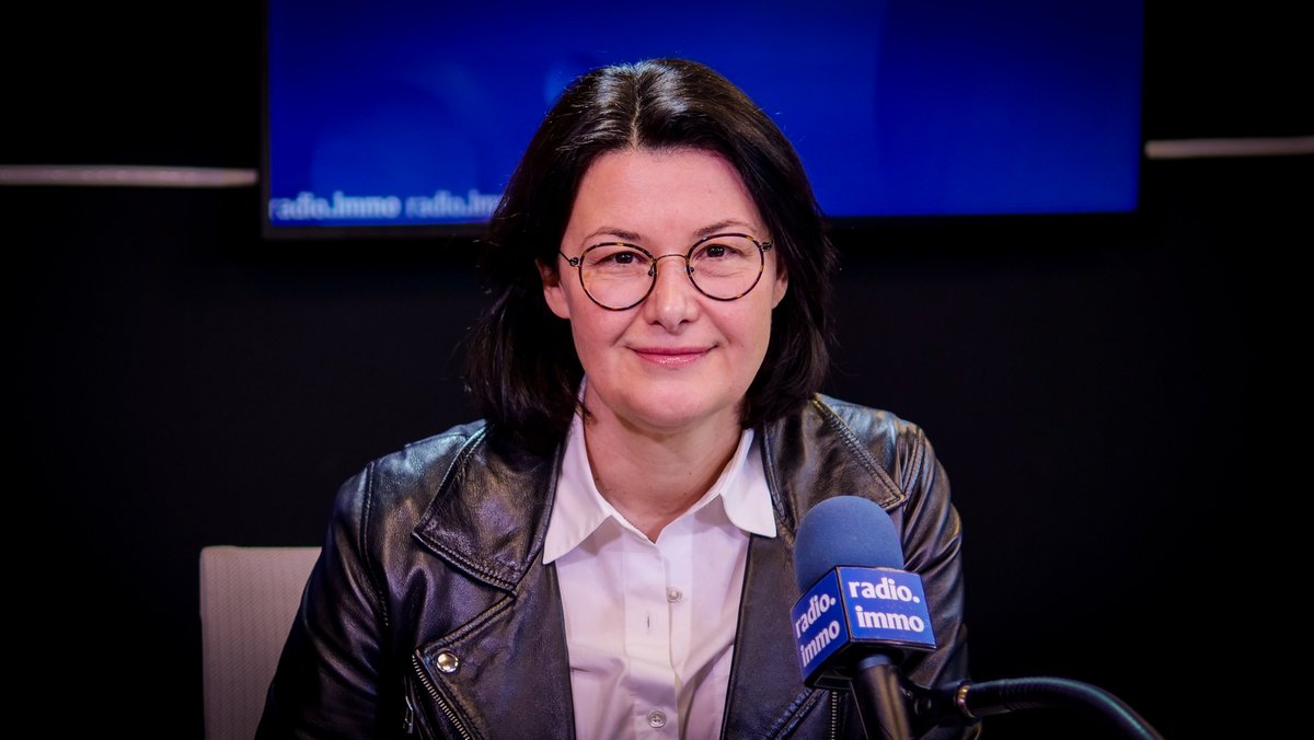 🏡 Comment concilier l’envie d’accession à la propriété toujours présente chez les franciliens avec une offre qui se raréfie ? 🤔

Réponses en #podcast , dans un nouveau numéro de "Carrément Immo"  ! 💡

🎧 👉 radio.immo/broadcast/9418…