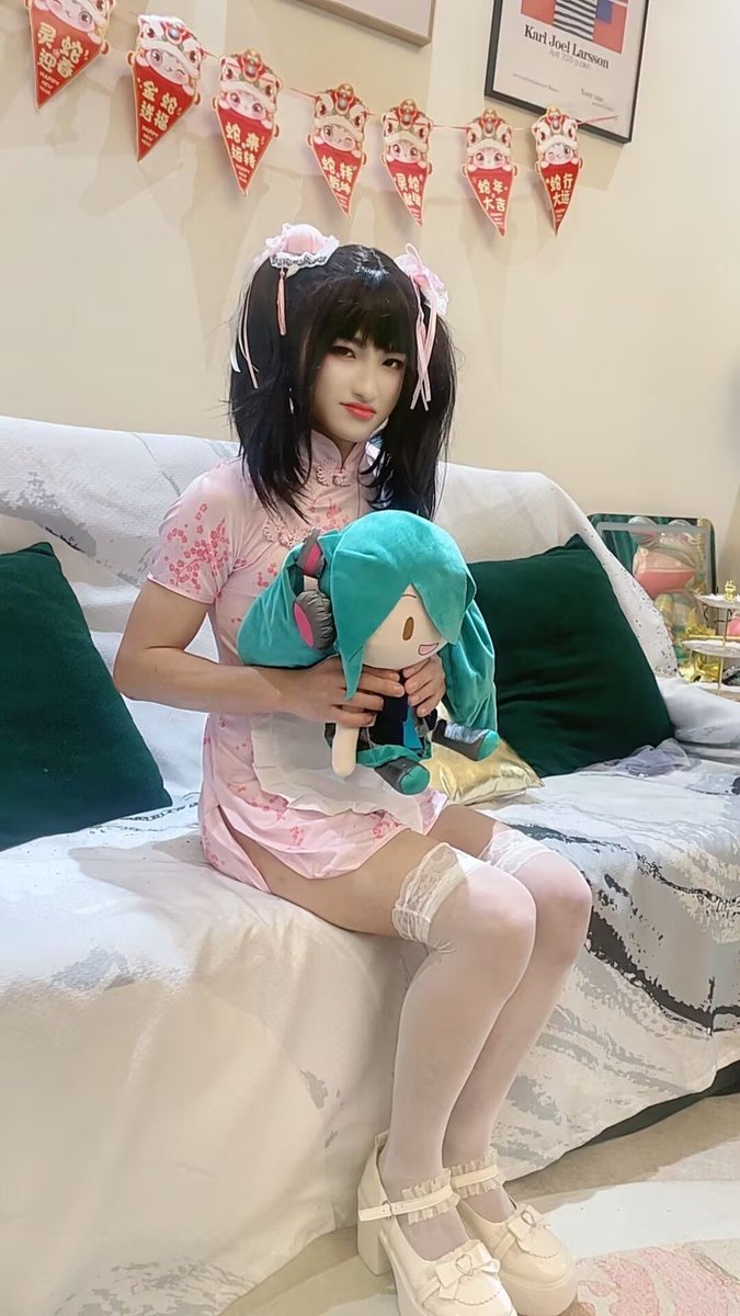 ljlcdstudio's tweet photo. 男扮女装工作室广州玲距离新体验新妆造

#广州玲距离 #广州ts #广州cd #变装摄影工作室 #ts https://t.co/cYfwT44ItJ