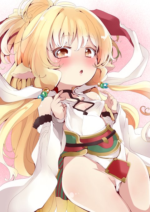 仲良しアンちゃんの服を着るマッキィ 