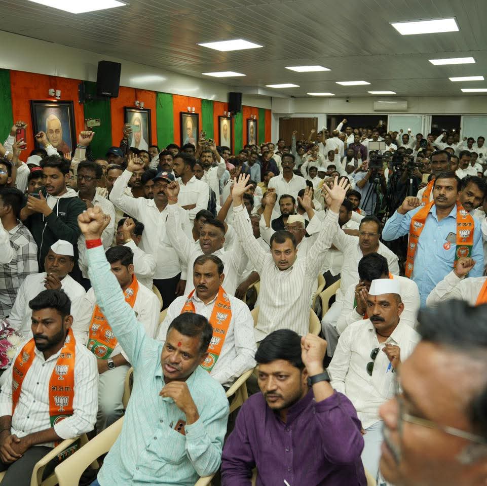 itx_samar11's tweet image. I am really supporting the work they are doing BJP for the labours of the Maharashtra
#BJPMH4Labour