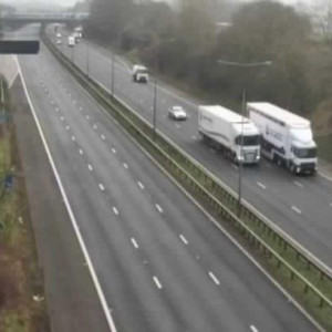 #M6 #Crash horror as #Lorry driver killed with motorway to shut all day
🔗 manchestereveningnews.co.uk/news/uk-news/m…
 ht ...