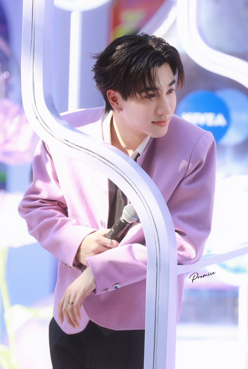 Promise_ppe's tweet image. 20250228 NIVEA พักหน้า SPACE

หล่อนะ🖤

@perthppe 
NIVEA X PERTHSANTA
#NIVEAMicellarXPerthSanta
#PerthTanapon #KDPPE