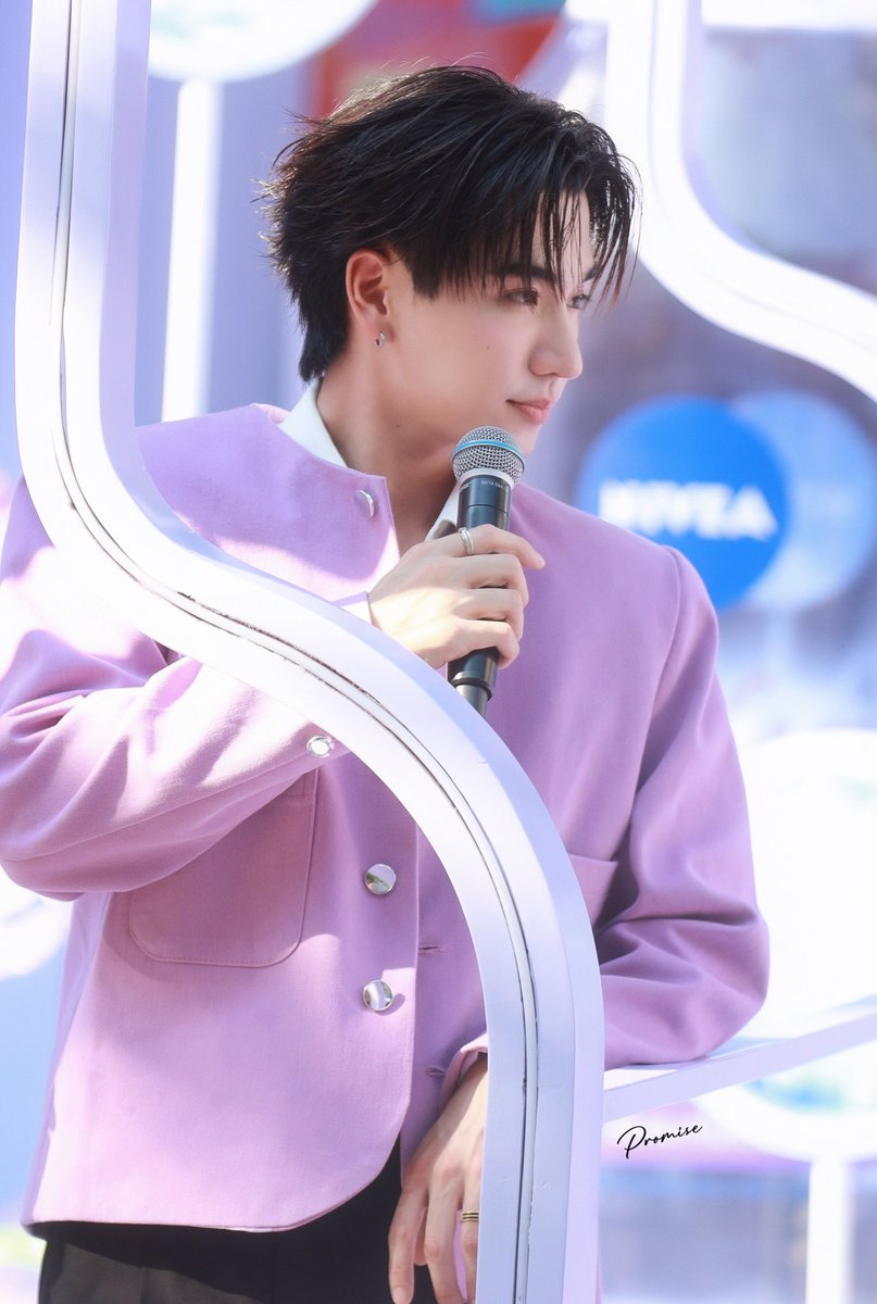 Promise_ppe's tweet image. 20250228 NIVEA พักหน้า SPACE

หล่อนะ🖤

@perthppe 
NIVEA X PERTHSANTA
#NIVEAMicellarXPerthSanta
#PerthTanapon #KDPPE