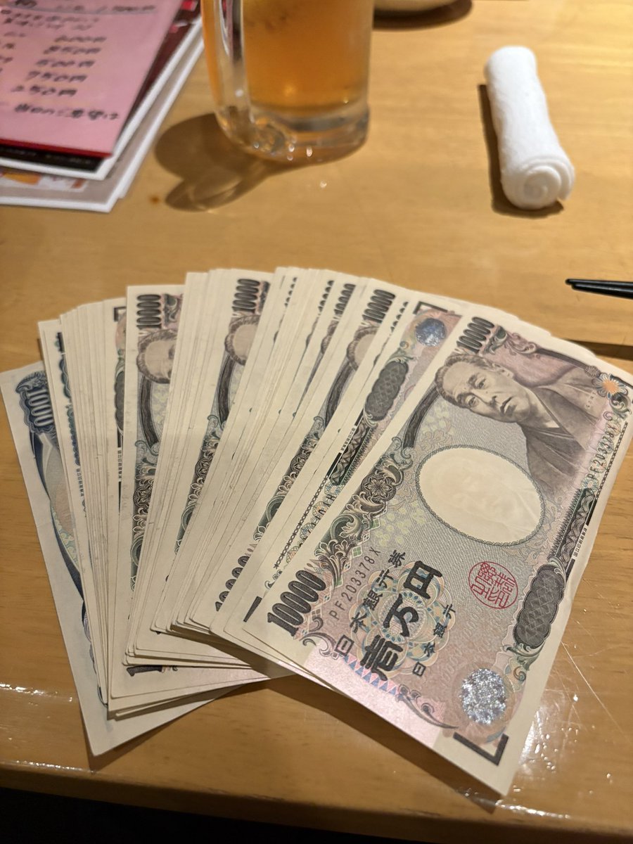 りく tweet media