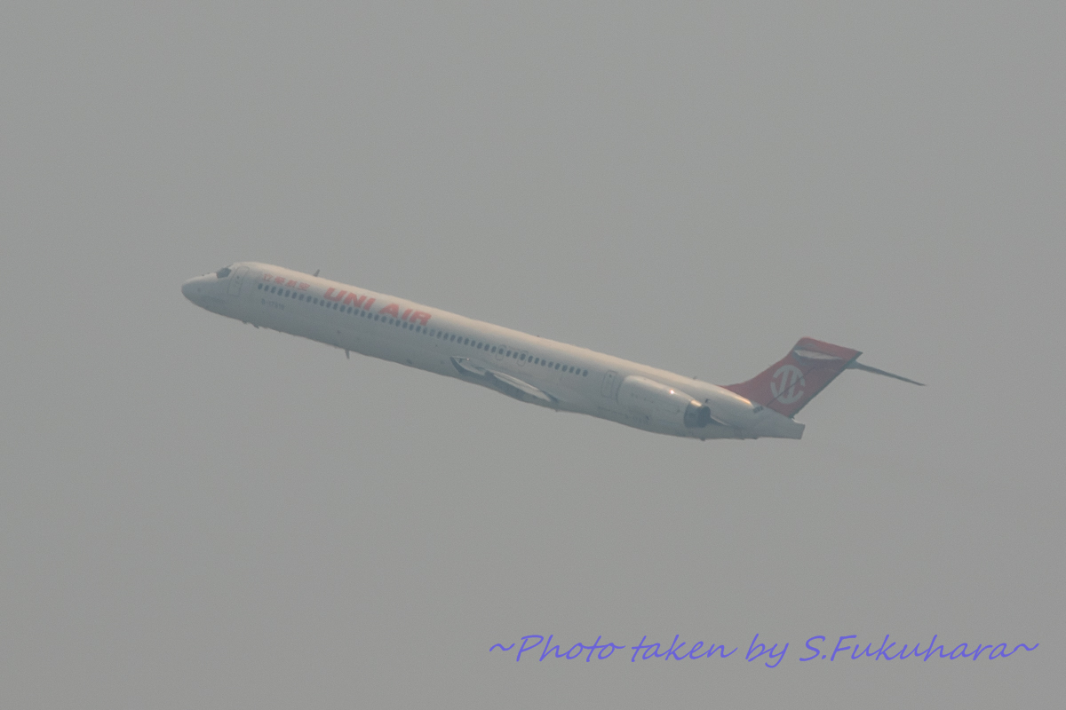 Tga380800's tweet photo. Airline:Uni Air
Aircraft:MD-90
Remarks:
Locations:TPE
Date:29/04/2016
#TPE #台北桃園国際空港
#UniAir
#McDonnellDouglas #MD90
#飛行機好きな人と繋がりたい #飛行機好きな人 #飛行機写真 https://t.co/N9kakiM4ZV