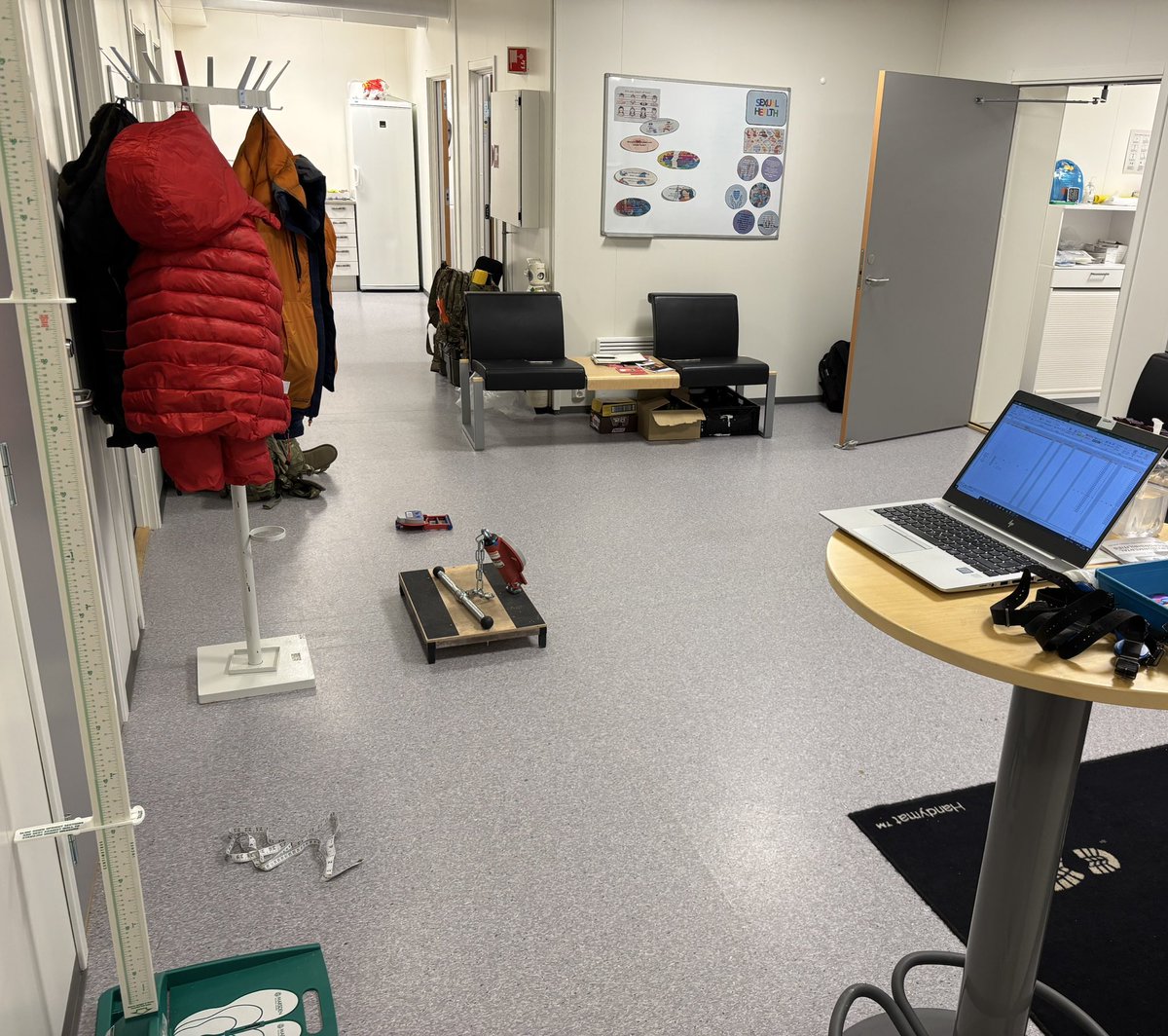StevePowell_Sci's tweet image. 24 days of data collection complete investigating the physiological demands of operating in the Extreme Cold Weather environment. A great insight into the requirements of working in such arduous conditions.