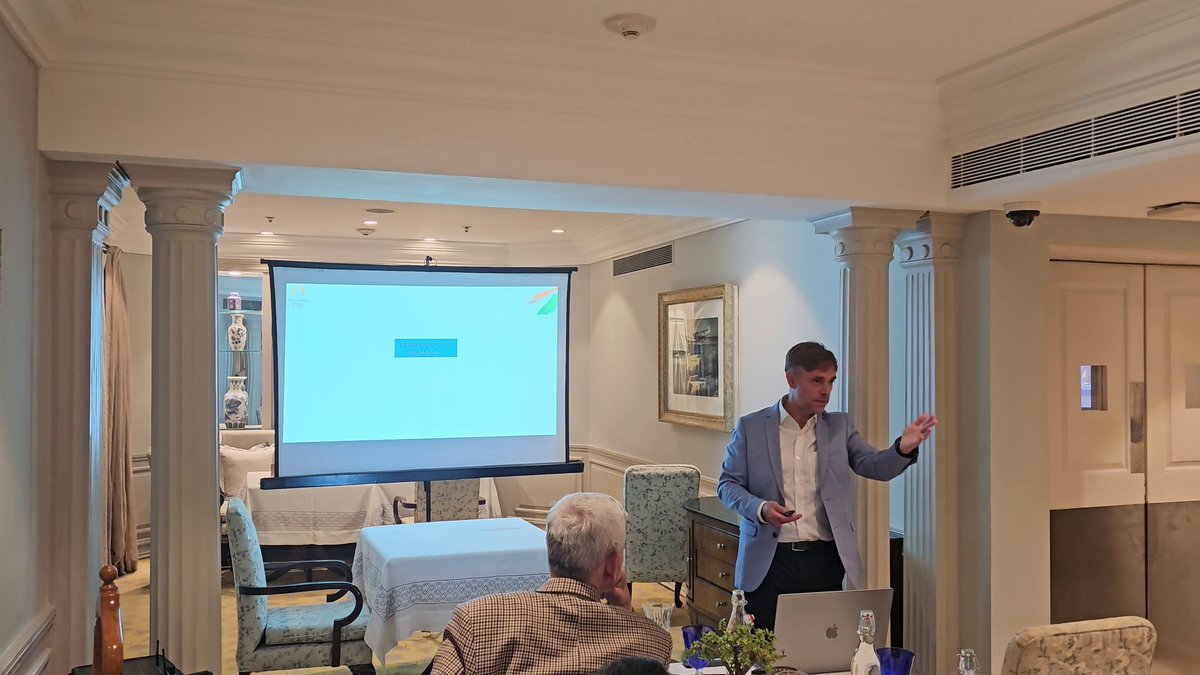 Great motivational session last evening with dear friend Indian Hockey Coach Craig Fulton <a href="/Nedstar5/">Ned</a> .Key takeaway, stay focused on your goal with dedication and honesty, and results will follow. Just like in sports,strategic planning in life and work leads to success. #Hockey