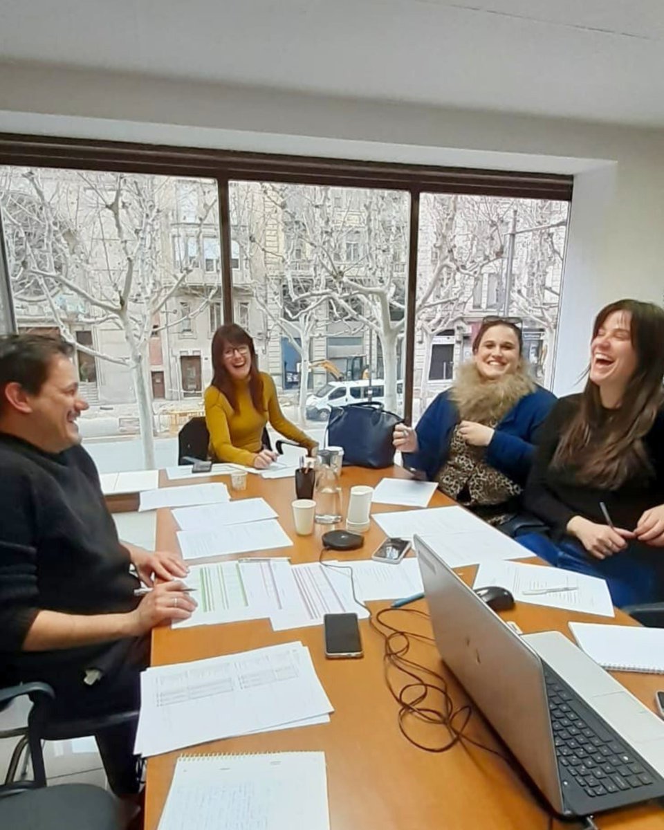 coell_org's tweet image. A #COELL hem celebrat l’assemblea general ordinària del Col·legi de Dissenyadors d’Interiors i Decoradors de Catalunya de Lleida. @CODIC_catalunya 😍