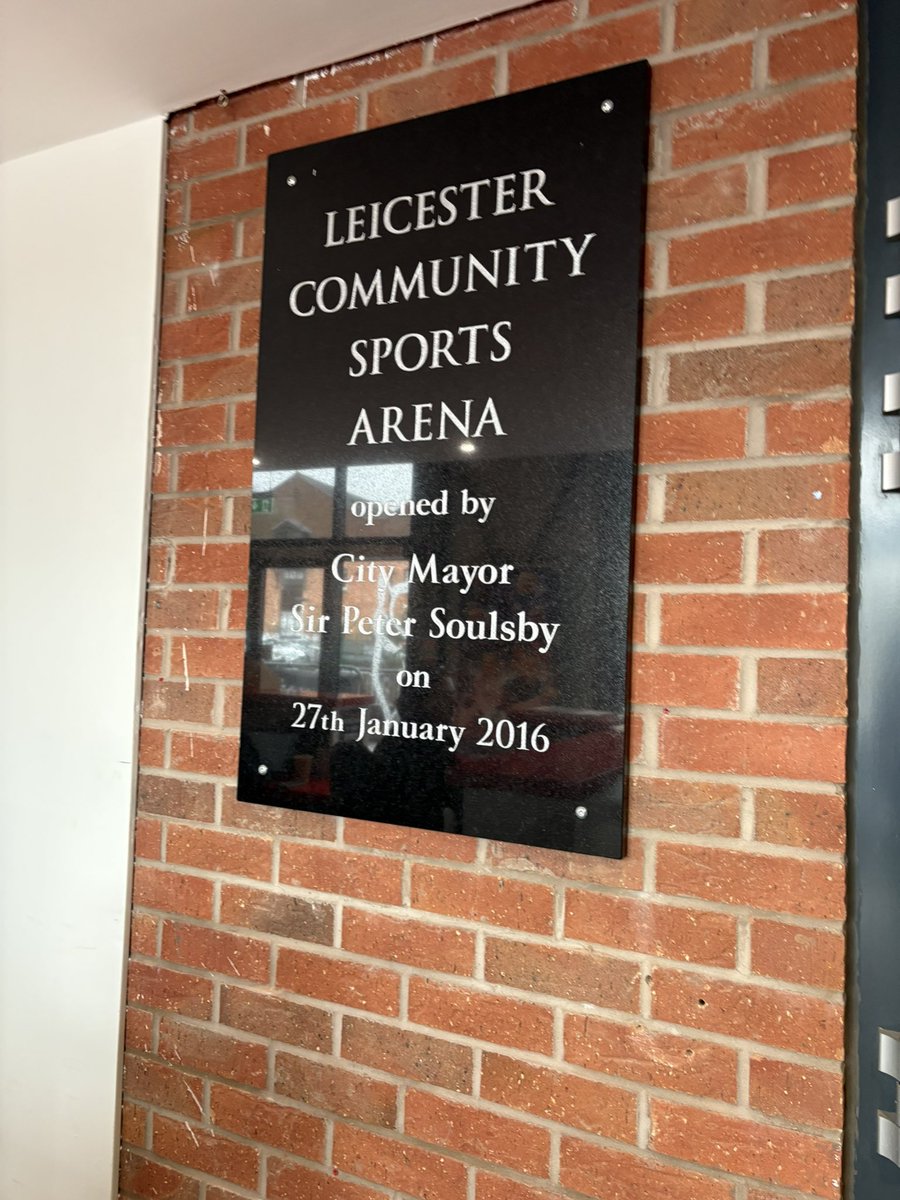 cr_lcj's tweet photo. On Wednesday, @dmujournalism students were invited down to the @LeicesterArena home of @RidersBball for a tour, as well as, getting to meet Kevin Routledge and Ashley Fontaine who is Head of Marketing. 🏀🐴 https://t.co/kLv7m7wHQf