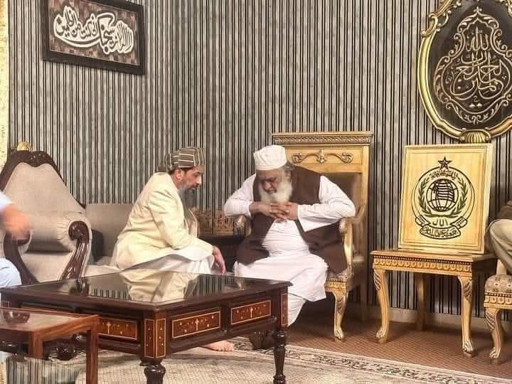 شہادت حق والوں کا مقدر ہے۔ مولانا حامد الحق کی شہادت ہمیں صبر، استقامت اور حق کے راستے پر چلنے کی تلقین کرتی ہے۔ #مولانا_حامد_الحق_حقانی_شہید