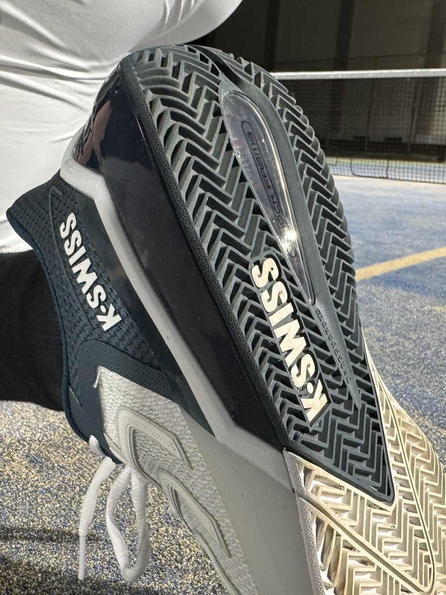 haburo0513's tweet image. ケースイスのNEWシューズ！
@dunloptennisjp
#dunlop
#kswiss
