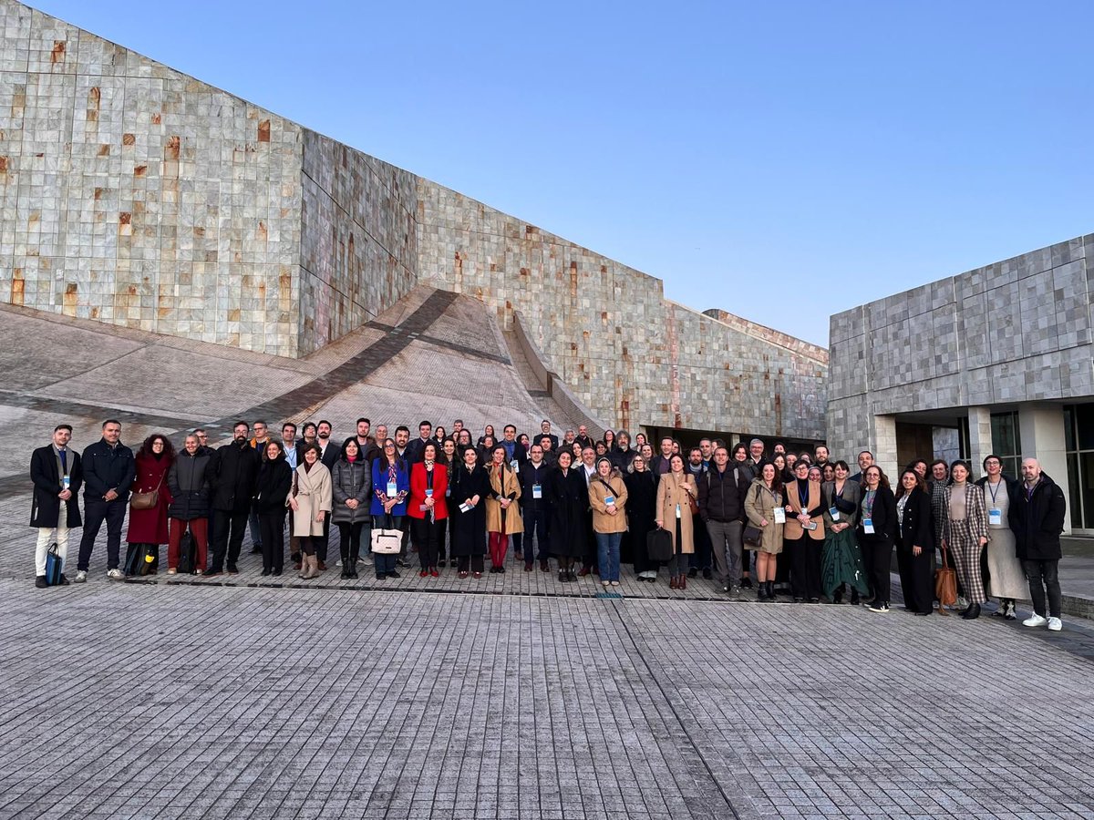 📢 𝗖𝘆𝗯𝗲𝗿𝗹𝘂𝗿 𝗲𝗻 𝗲𝗹 𝗜𝗩 𝗘𝗻𝗰𝘂𝗲𝗻𝘁𝗿𝗼 𝗡𝗮𝗰𝗶𝗼𝗻𝗮𝗹 𝗱𝗲 𝗘𝗗𝗜𝗛𝘀
Dos días de innovación y colaboración en Santiago de Compostela, explorando financiación, IA y casos de éxito en digitalización.
🌍 ¡Seguimos impulsando la digitalización empresarial! 🚀