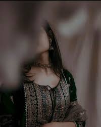 💢"सीख लो यह इश्क का पहला सबक होता है,🌲

🌱इश्क में हुक्म नहीं बस हक़ होता है।💕🅰