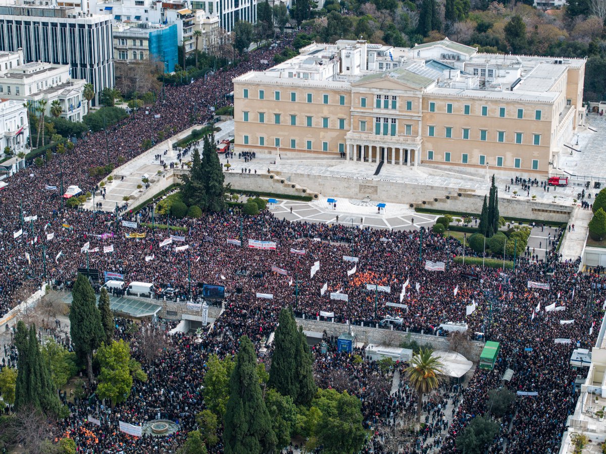 Οδηγητής tweet media