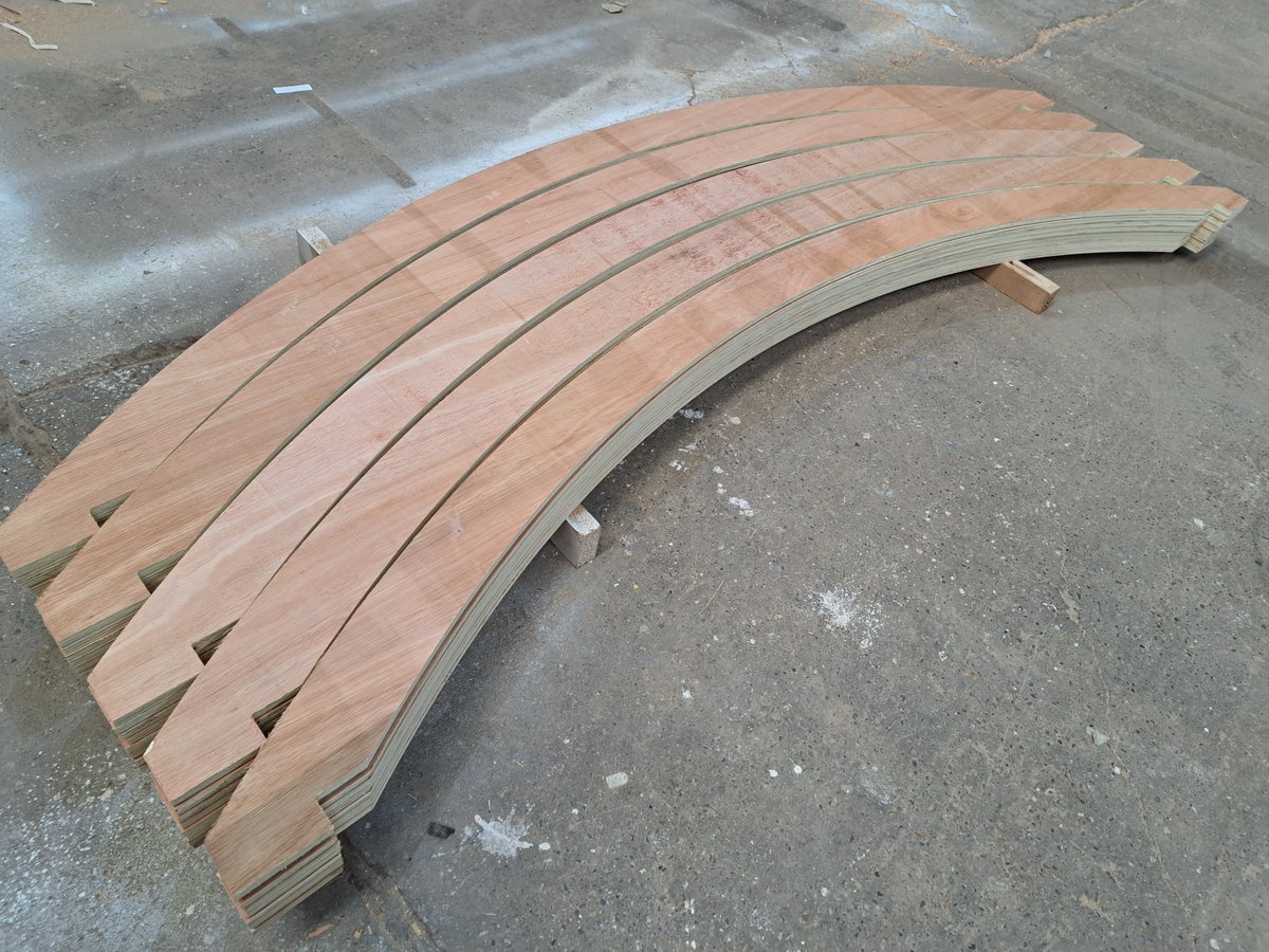 firtreetimber's tweet image. Using the CNC machine is just one part of the process when creating roof ribs from 18mm ply for a construction client. Contact us to discuss your bespoke machining requirements
#joinery #joineryworkshop #machining #bespoke #woodworking #construction