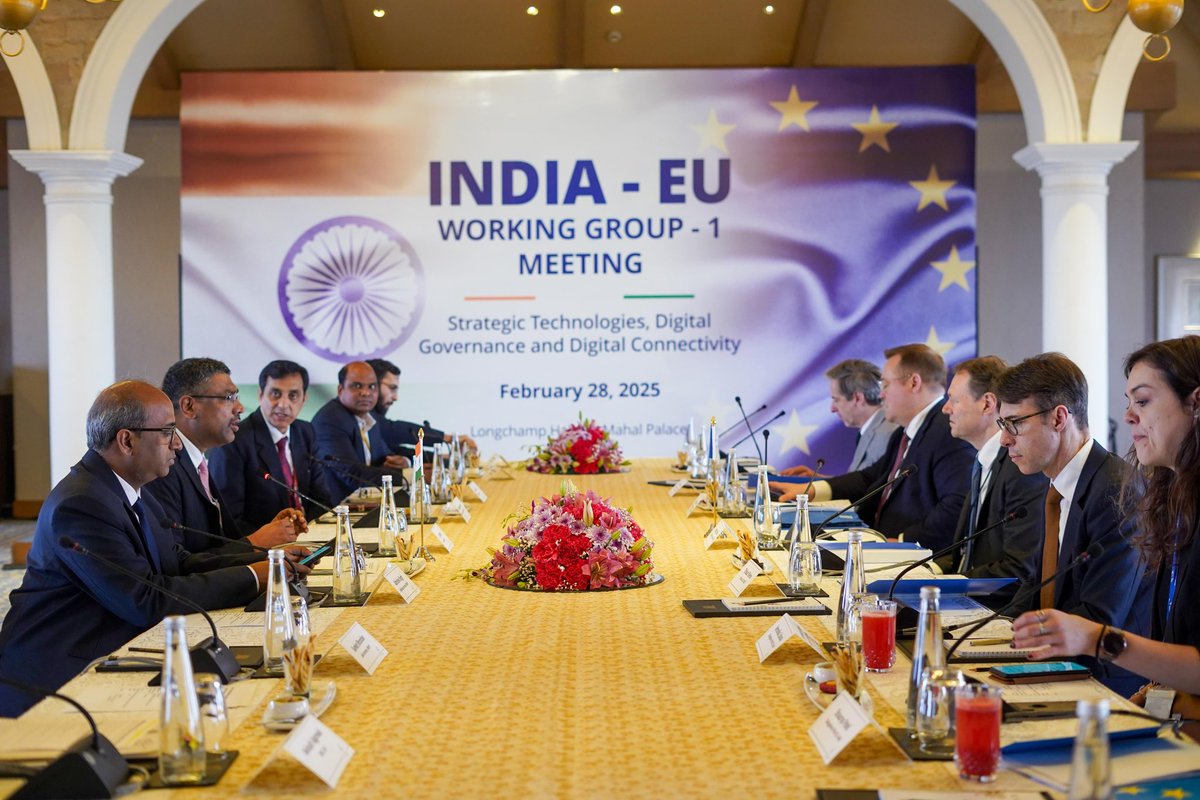 GoI_MeitY's tweet image. Shri S Krishnan, @SecretaryMEITY and @ViolaRoberto, DG, CNECT had a bilateral meeting under Working Group-1 on Strategic Technologies, Digital Governance and Digital Connectivity. 

#IndiaEU #DigitalCooperation #StrategicTech #DigitalGovernance #DigitalConnectivity #DigitalIndia