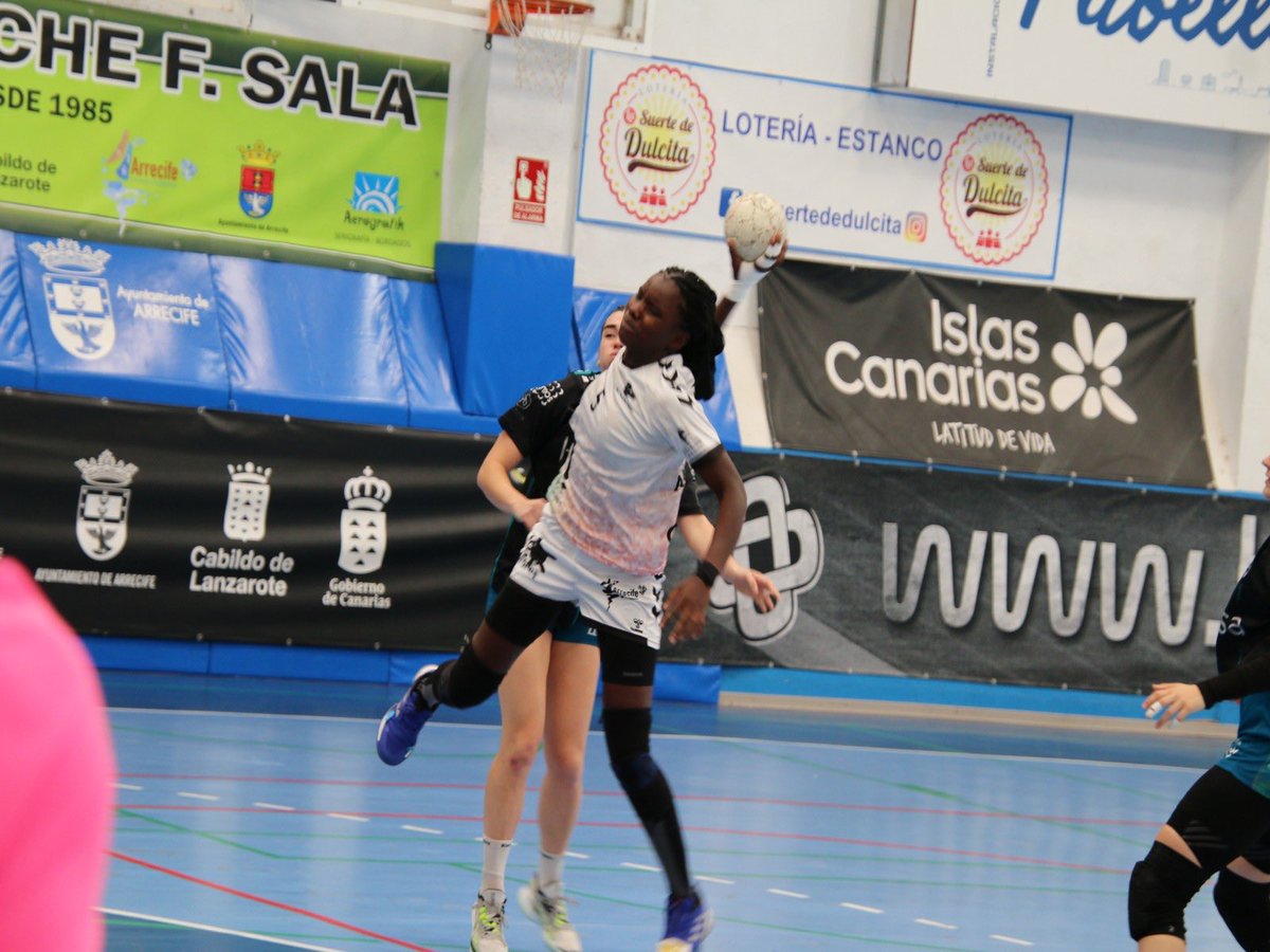 TodoGolesRadio's tweet image. 🤾🏼‍♀️ El #CICAR #Lanzarote Ciudad de #Arrecife busca la revancha ante #Ikasa.
 
🤾🏼‍♀️ El equipo femenino del San José Obrero necesita el triunfo para seguir en la parte alta.