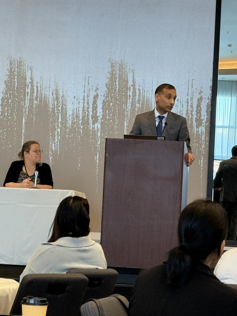 HHampel1's tweet image. Ravi Sharaf presenting the bottom line about the use of Multi-Cancer Detection tests for cancer screening at the @cityofhope Cancer Genetics Bootcamp.