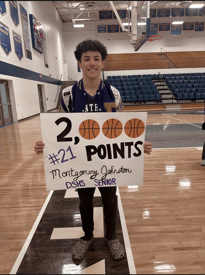 Montgomery (@gummy0621) on Twitter photo I am very blessed to be able to say I have reached my 2,000 point mark.<a href="/UpNext_AAU/">UpNext Elite</a> <a href="/KevinMoses38/">Kevin Moses LLC</a> I am very blessed to be able to say I have reached my 2,000 point mark.<a href="/UpNext_AAU/">UpNext Elite</a> <a href="/KevinMoses38/">Kevin Moses LLC</a>