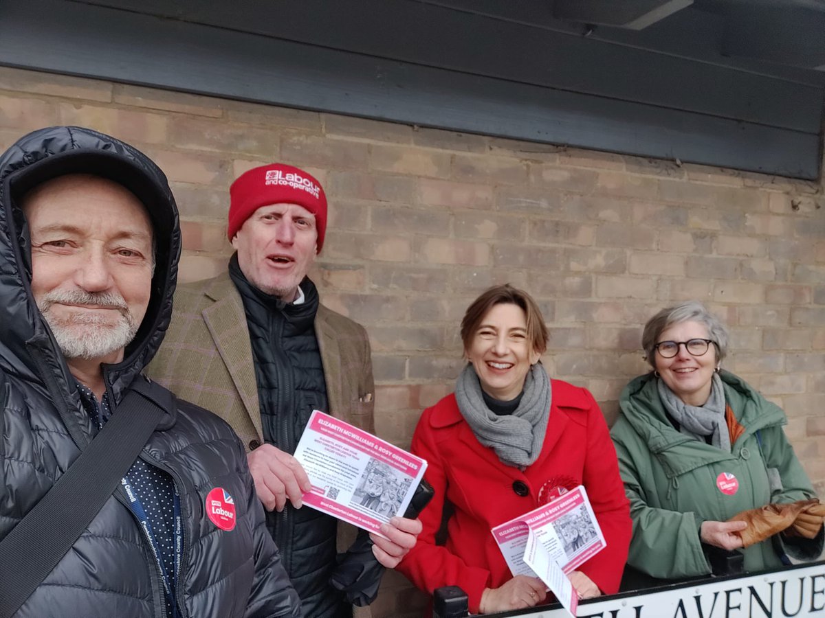 Thank goodness for some sun! Canvassing in Castle has all been a bit wintry thus far. Looking forward to lighter, warmer evenings, and with it, evening canvassing 😁