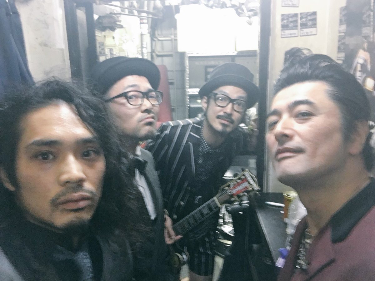 ロックンロールサービス・トライアド tweet media